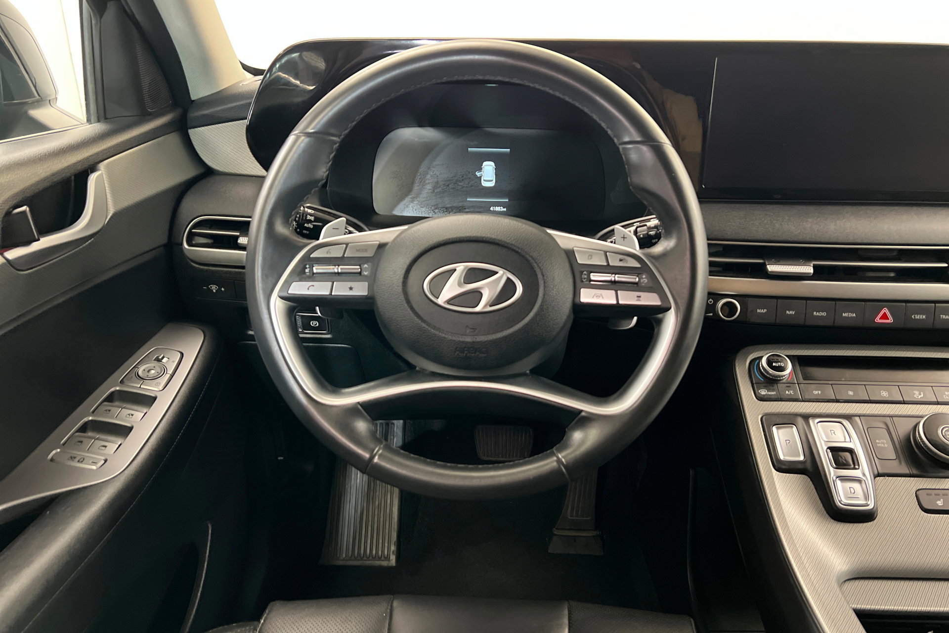 Used 2025 Hyundai Palisade SEL image 13