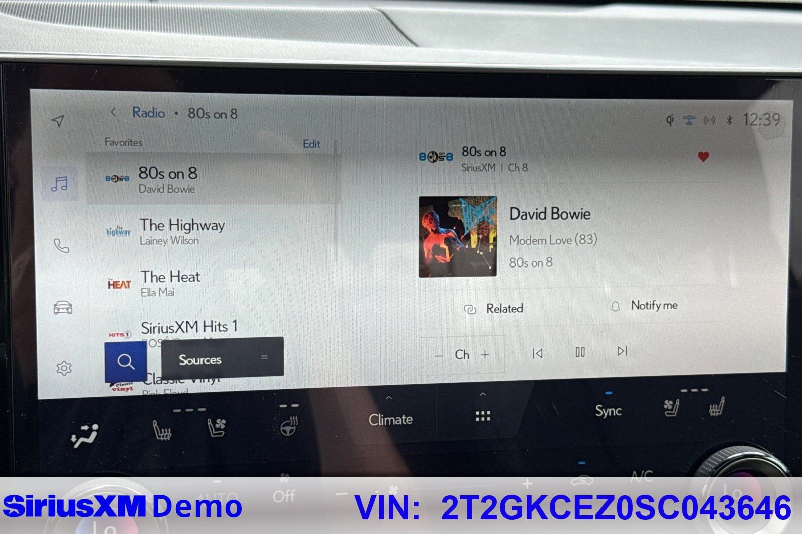 Used 2025 Lexus NX 350h AWD w/ Premium Package image 39