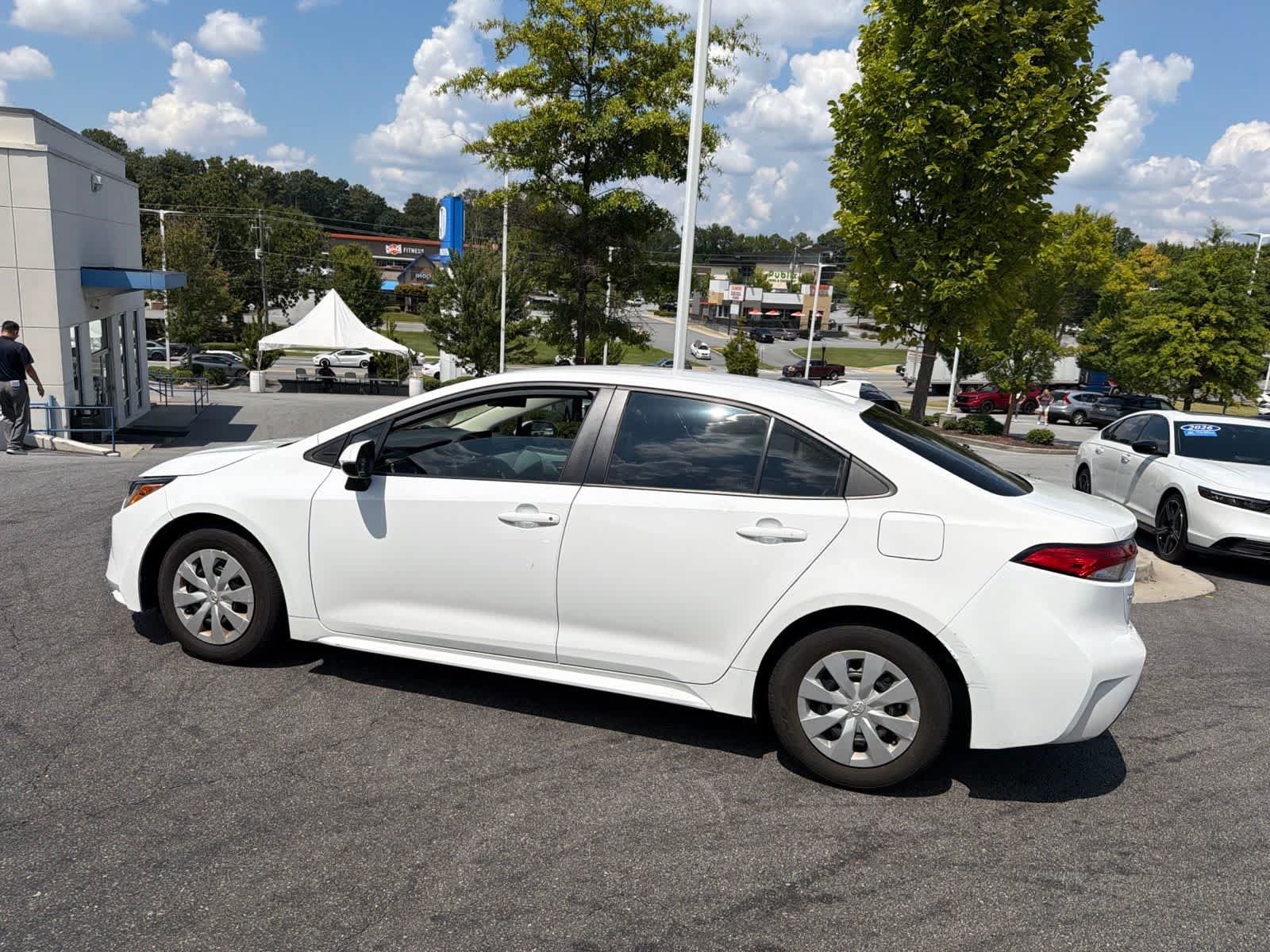 Used 2021 Toyota Corolla L FWD image 6