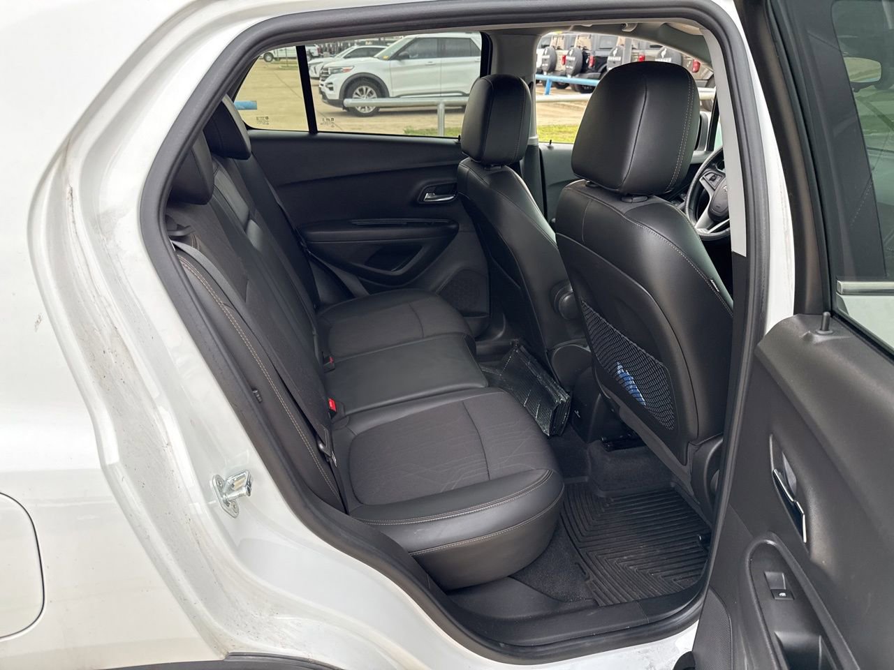 Used 2020 Chevrolet Trax LT w/ Driver Confidence Package FWD image 12