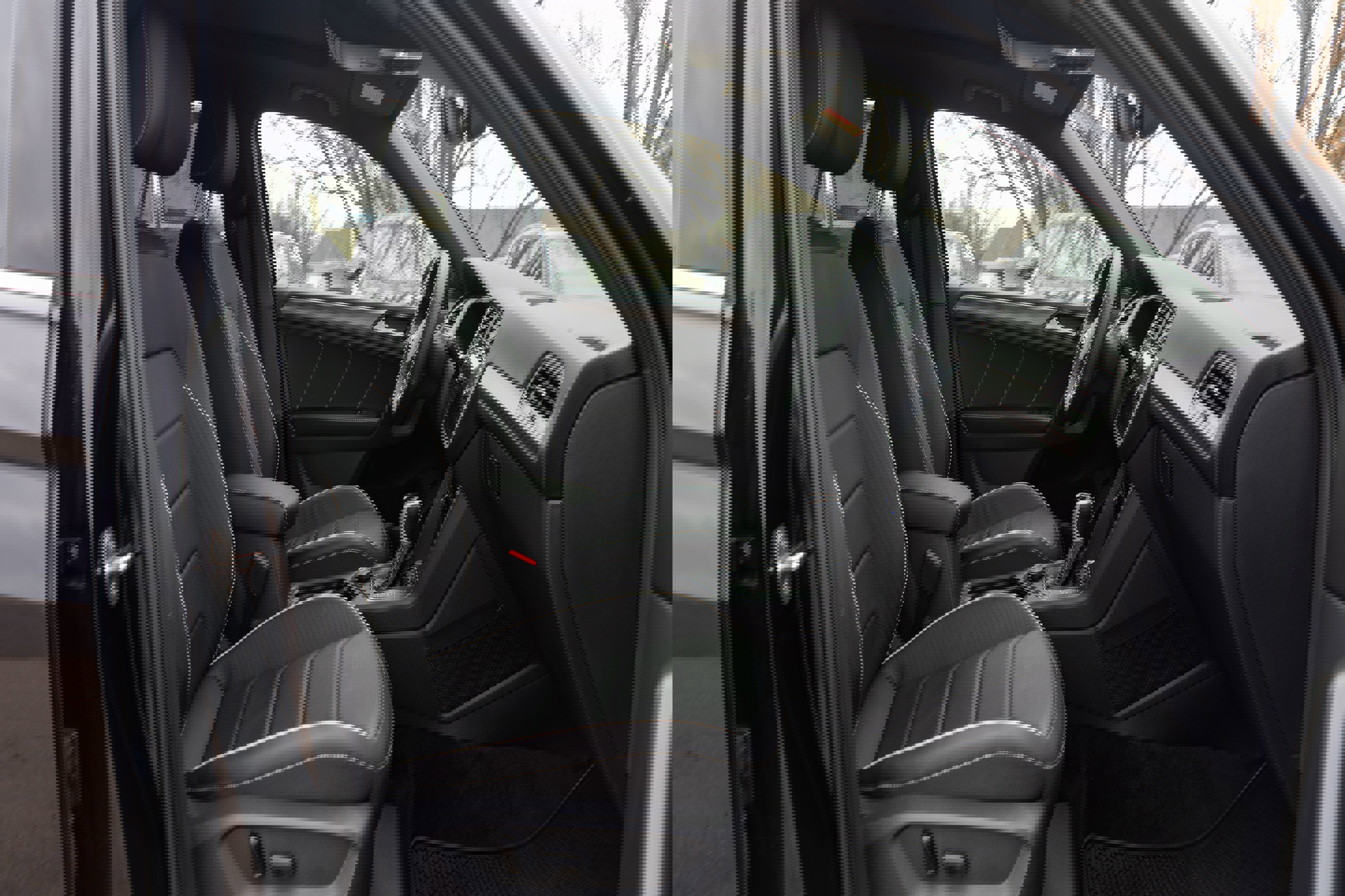 Certified 2024 Volkswagen Tiguan SEL R-Line image 13