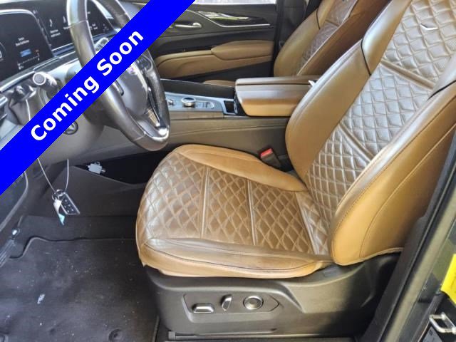 Used 2021 Cadillac Escalade Premium Luxury image 14