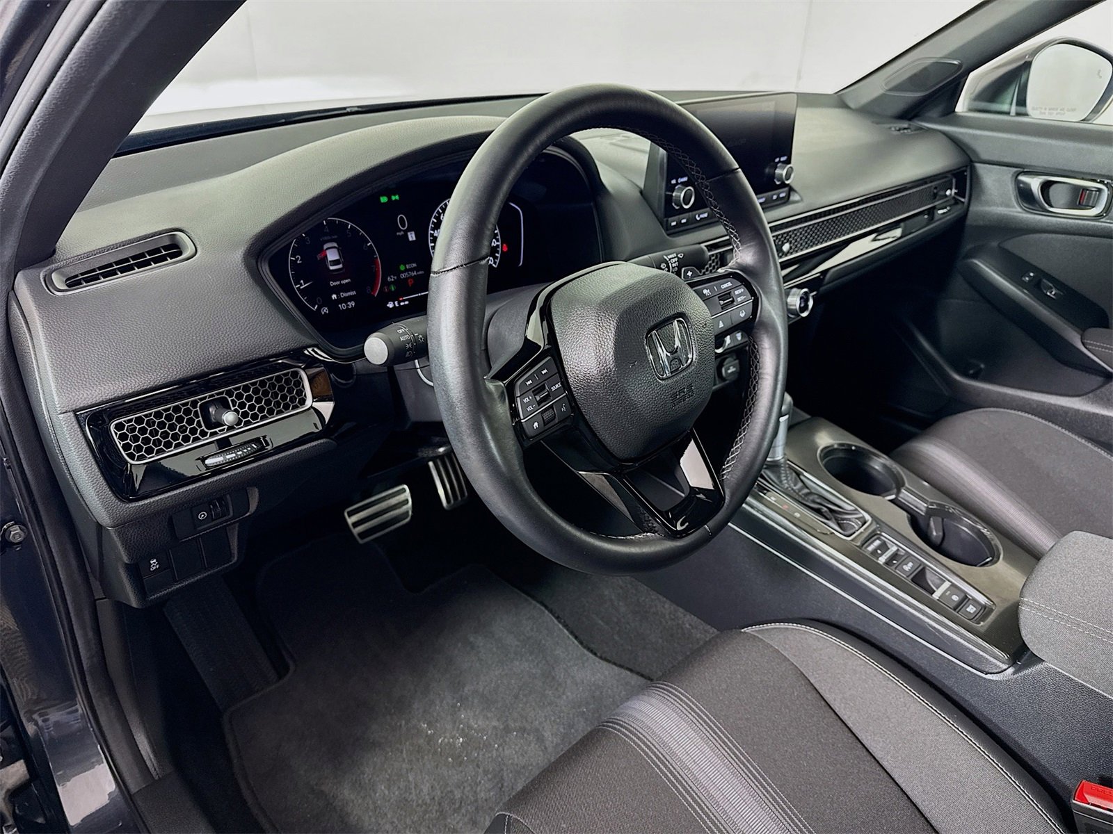 Used 2025 Honda Civic Sport image 7