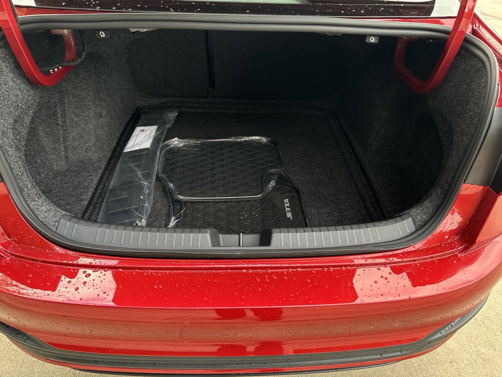 New 2026 Volkswagen Jetta SE FWD image 19