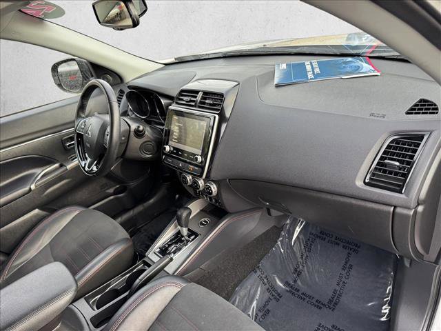 Used 2024 Mitsubishi Outlander Sport AWD image 20