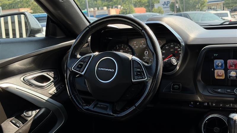 Used 2017 Chevrolet Camaro SS RWD image 29
