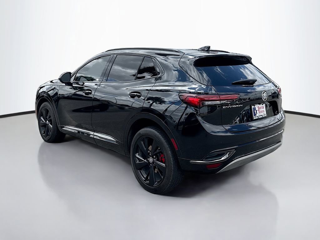 Used 2022 Buick Envision Essence w/ Sport Touring Package FWD image 5