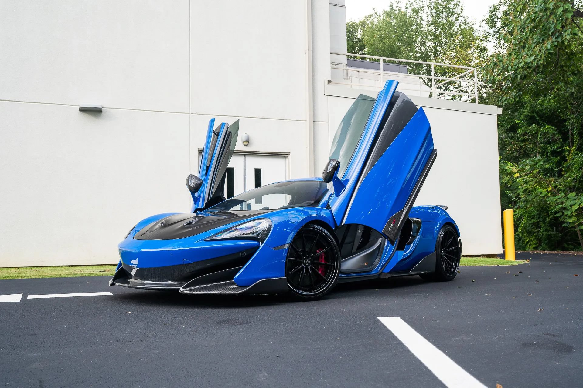 Used 2019 McLaren 600LT RWD image 36