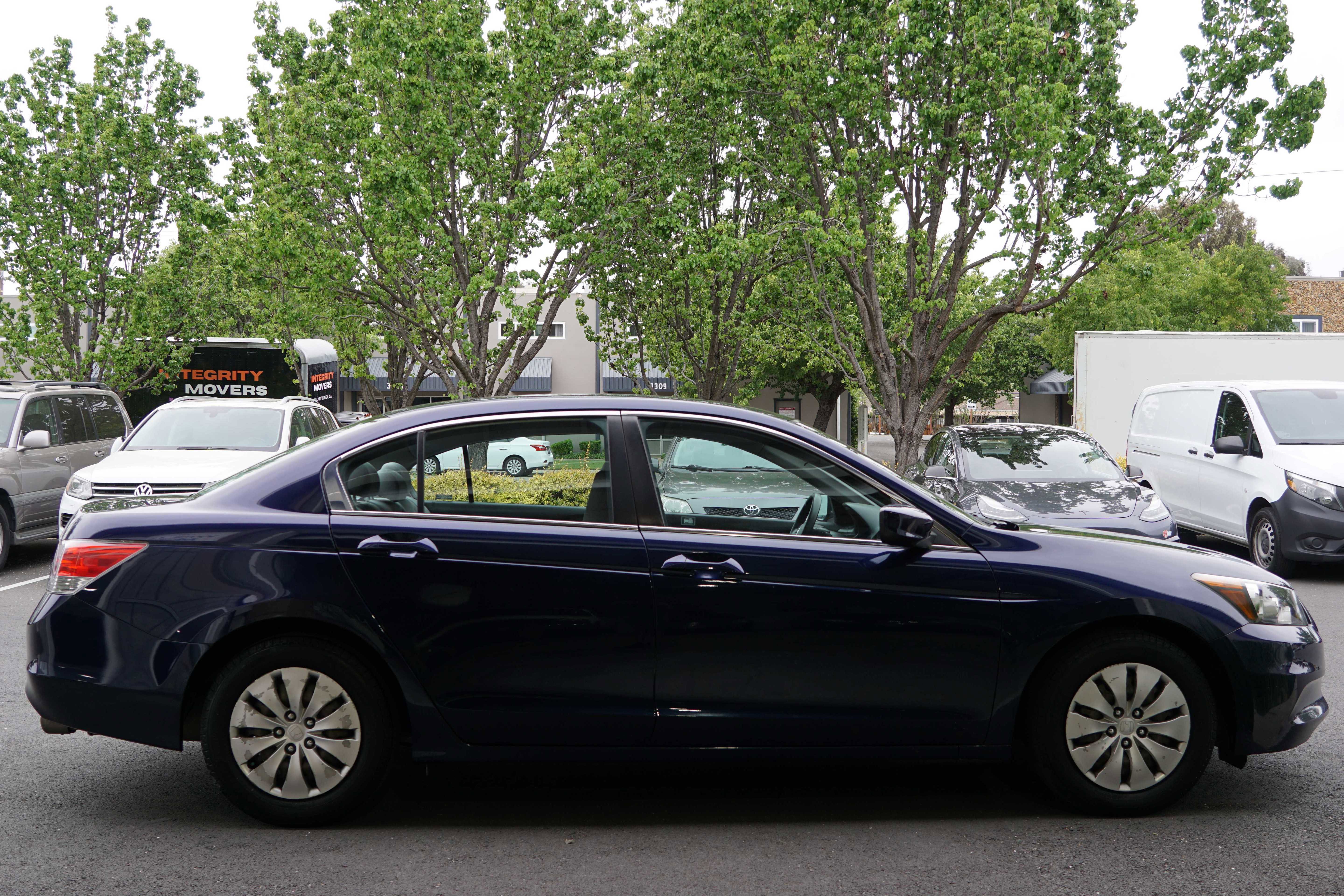 Used 2011 Honda Accord LX image 10