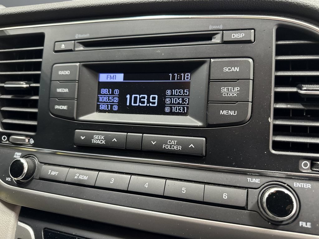 Used 2017 Hyundai Elantra SE FWD image 20
