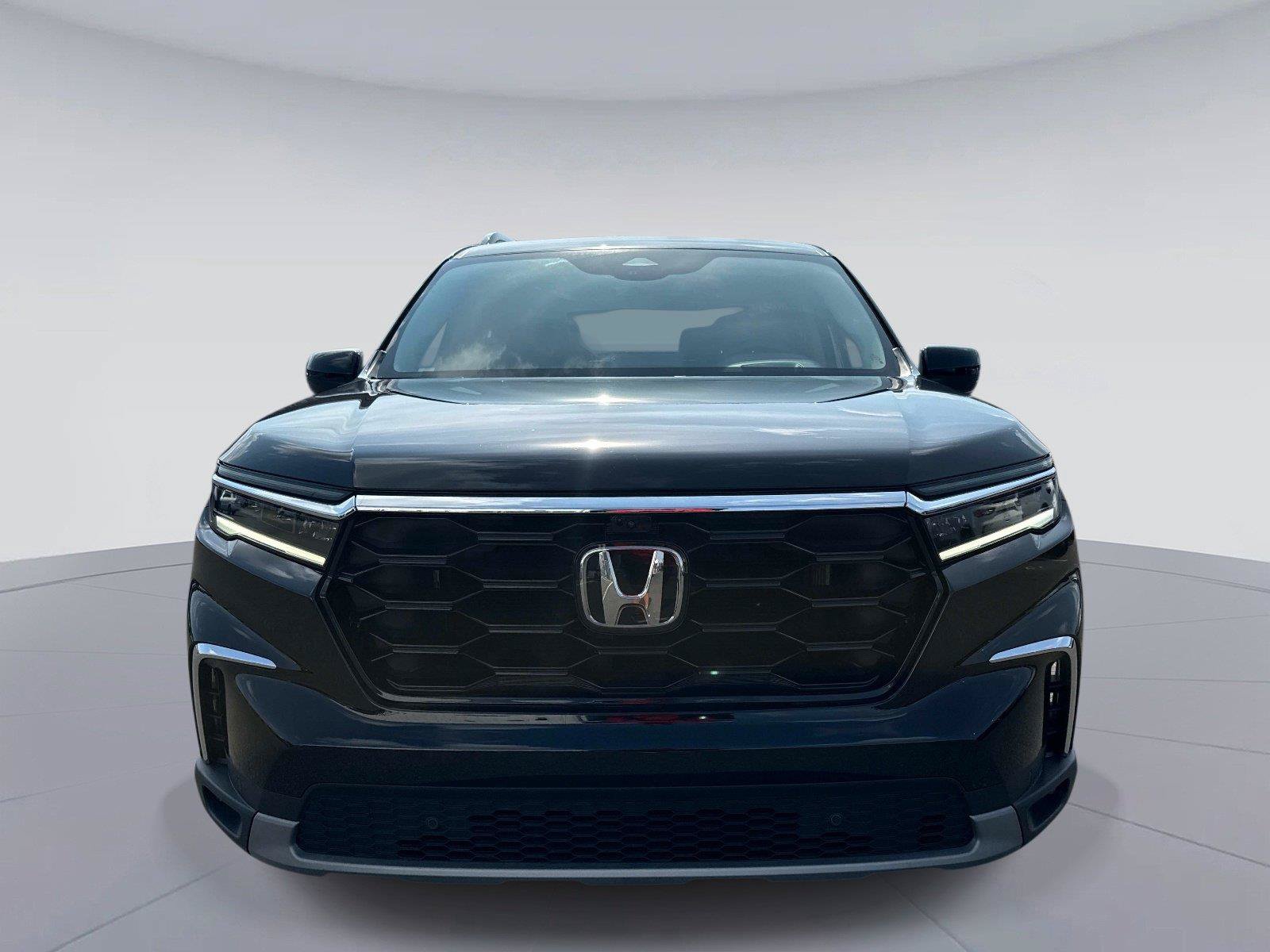 Certified 2025 Honda Pilot Elite image 9