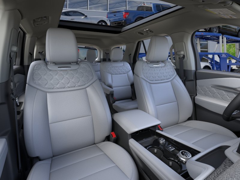 New 2026 Ford Explorer Platinum w/ LUX Leather Package AWD/4WD image 10