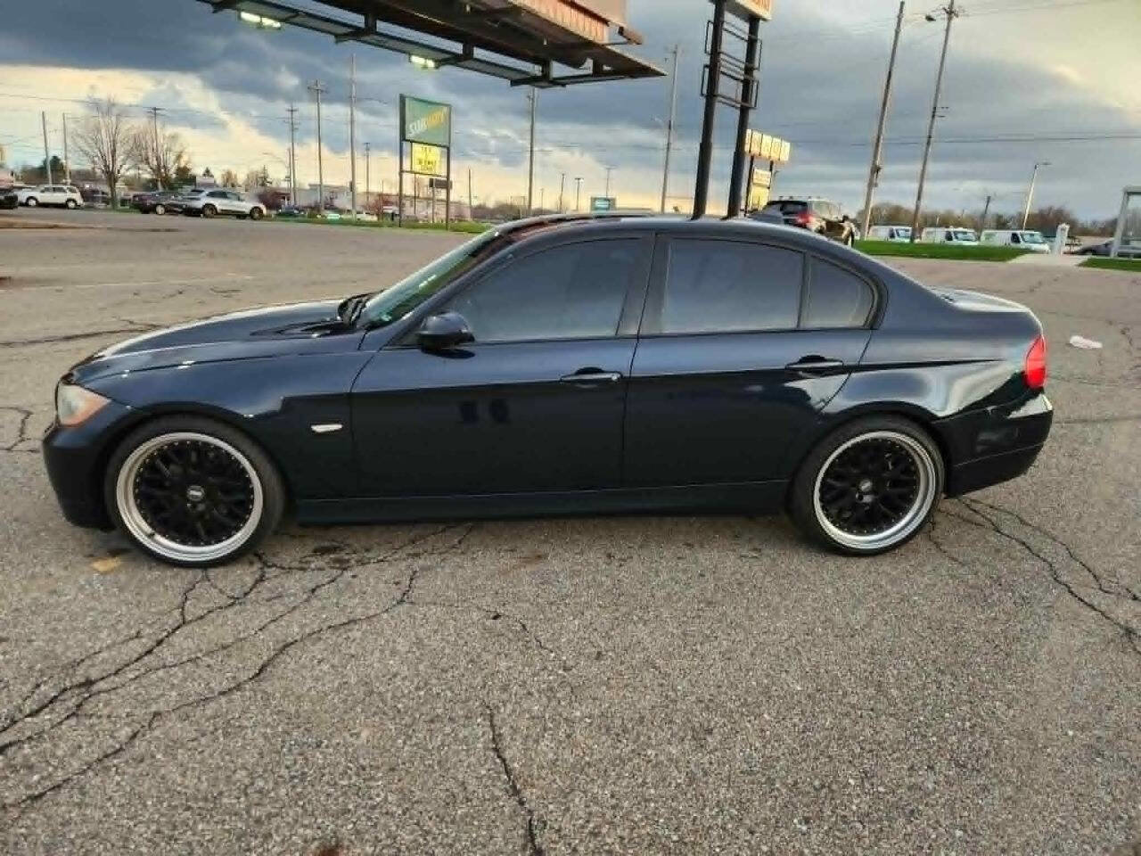 Used 2007 BMW 328i Sedan RWD image 6