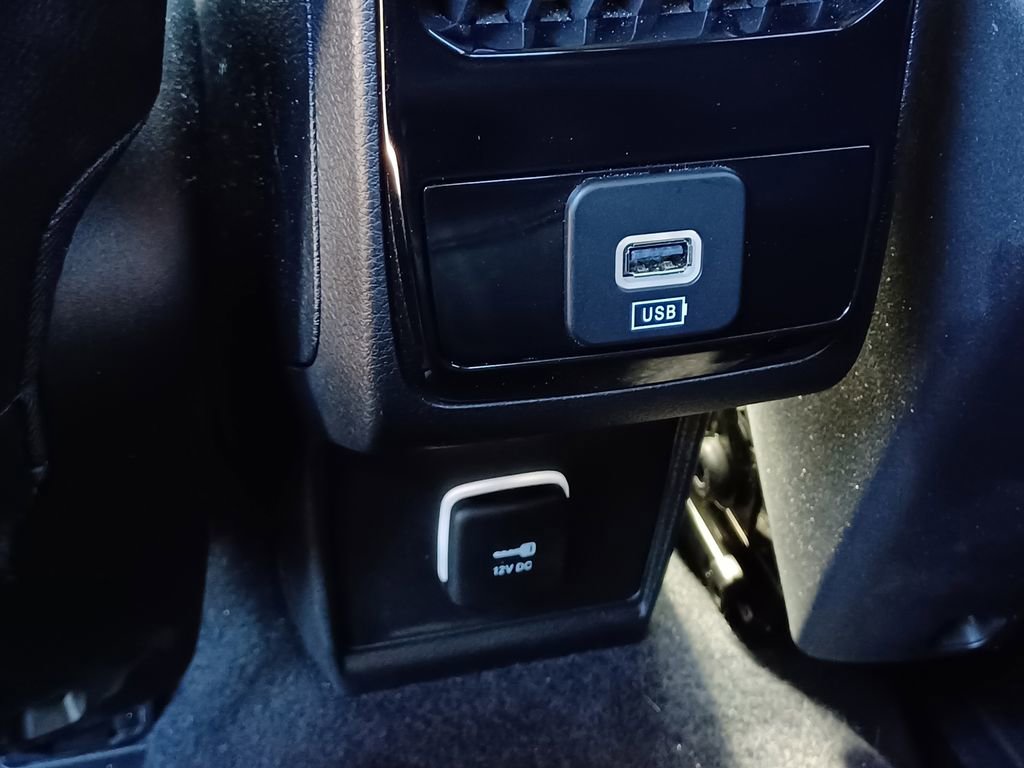 Used 2024 Jeep Compass Trailhawk AWD/4WD image 31