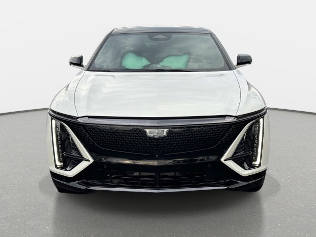 New 2025 Cadillac Lyriq Sport w/ LPO, Floor Liner Package AWD/4WD image 8