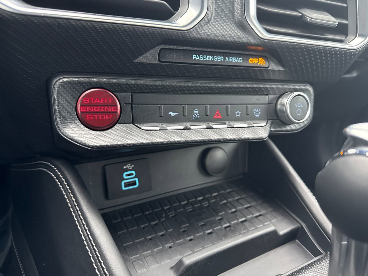 Used 2024 Ford Mustang GT Premium image 20