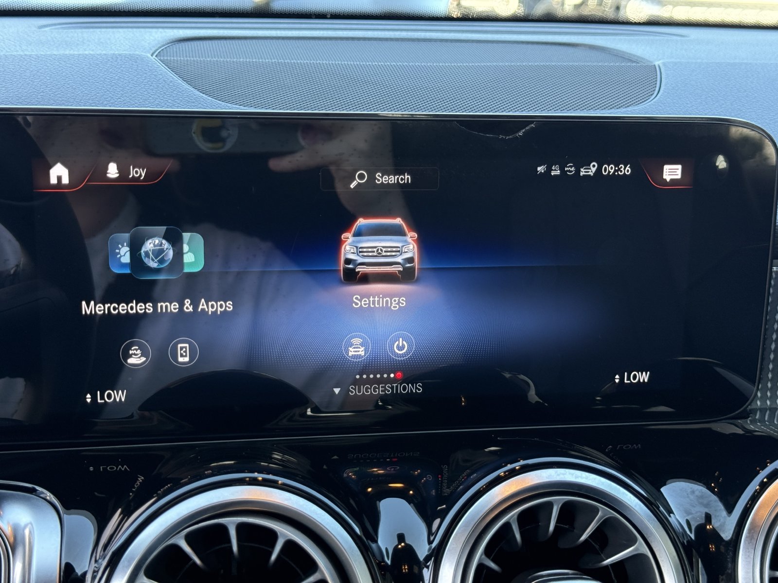 Used 2021 Mercedes-Benz GLB 250 image 24