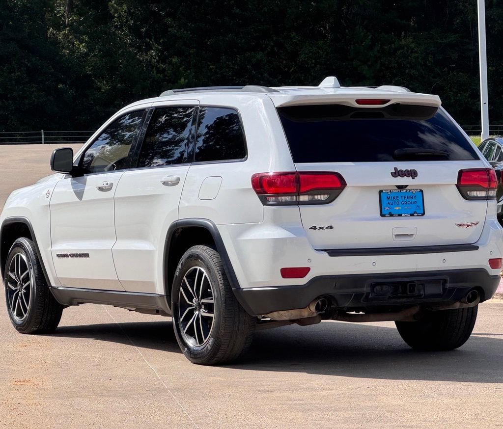 Used 2020 Jeep Grand Cherokee Trailhawk AWD/4WD image 12