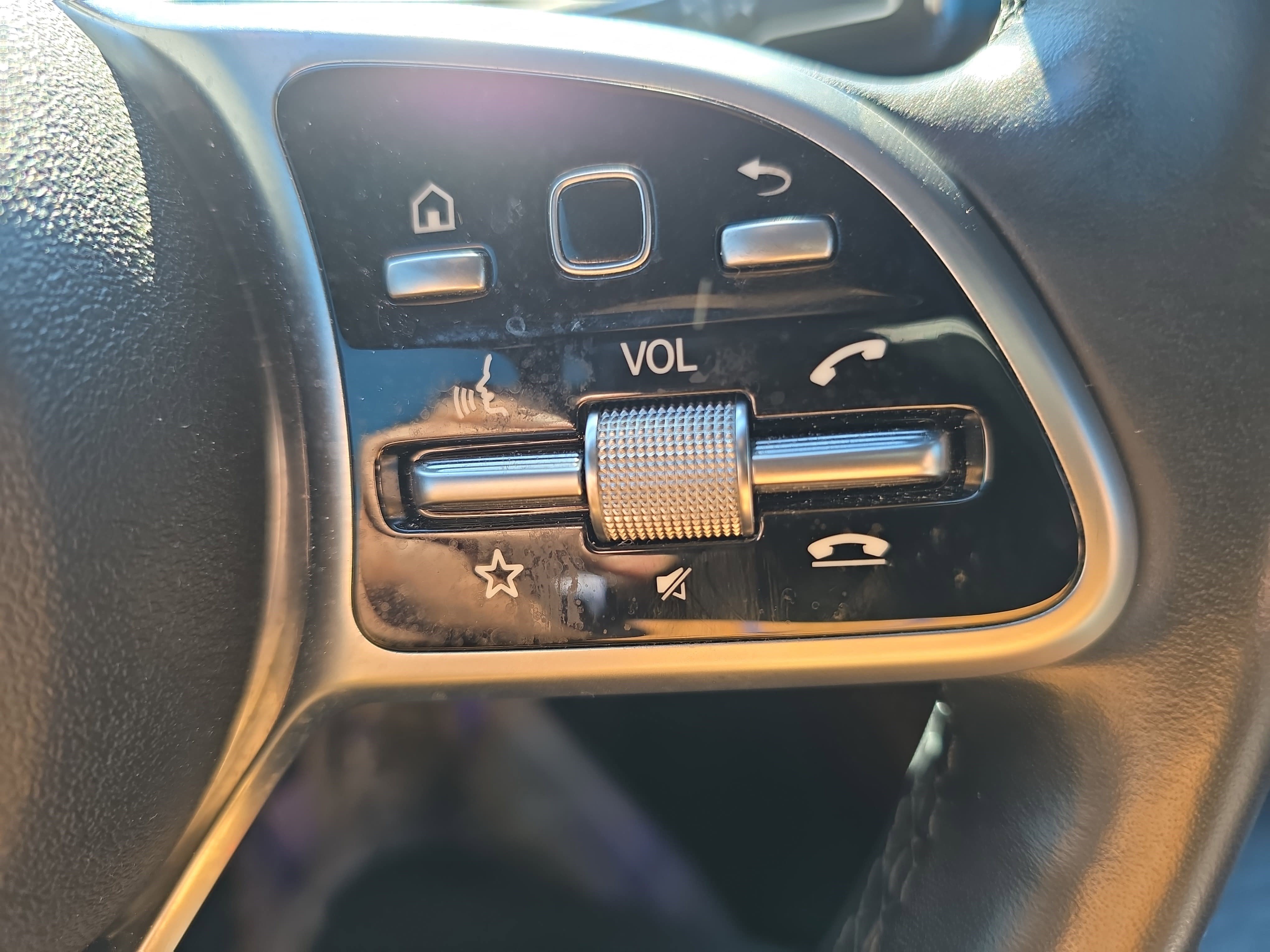 Used 2022 Mercedes-Benz GLE 350 4MATIC image 17