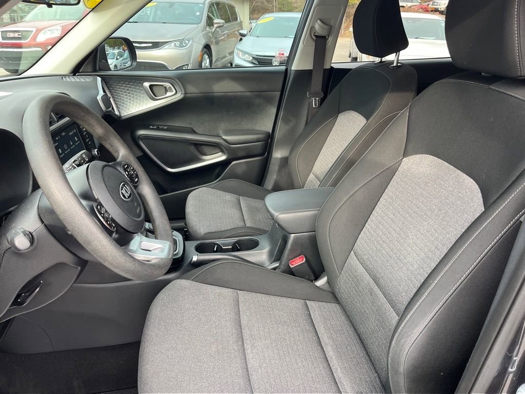 Used 2021 Kia Soul S image 20