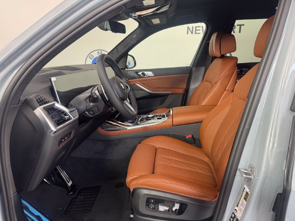 New 2027 BMW X7 M60i AWD/4WD image 2