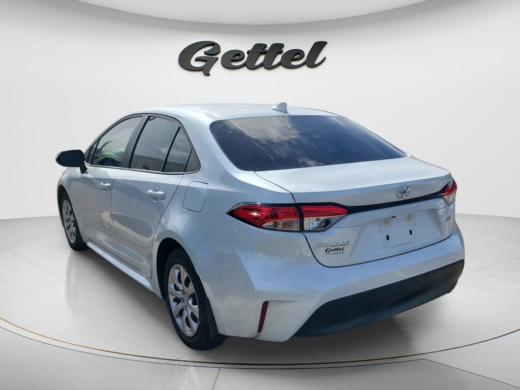 Certified 2025 Toyota Corolla LE FWD image 13