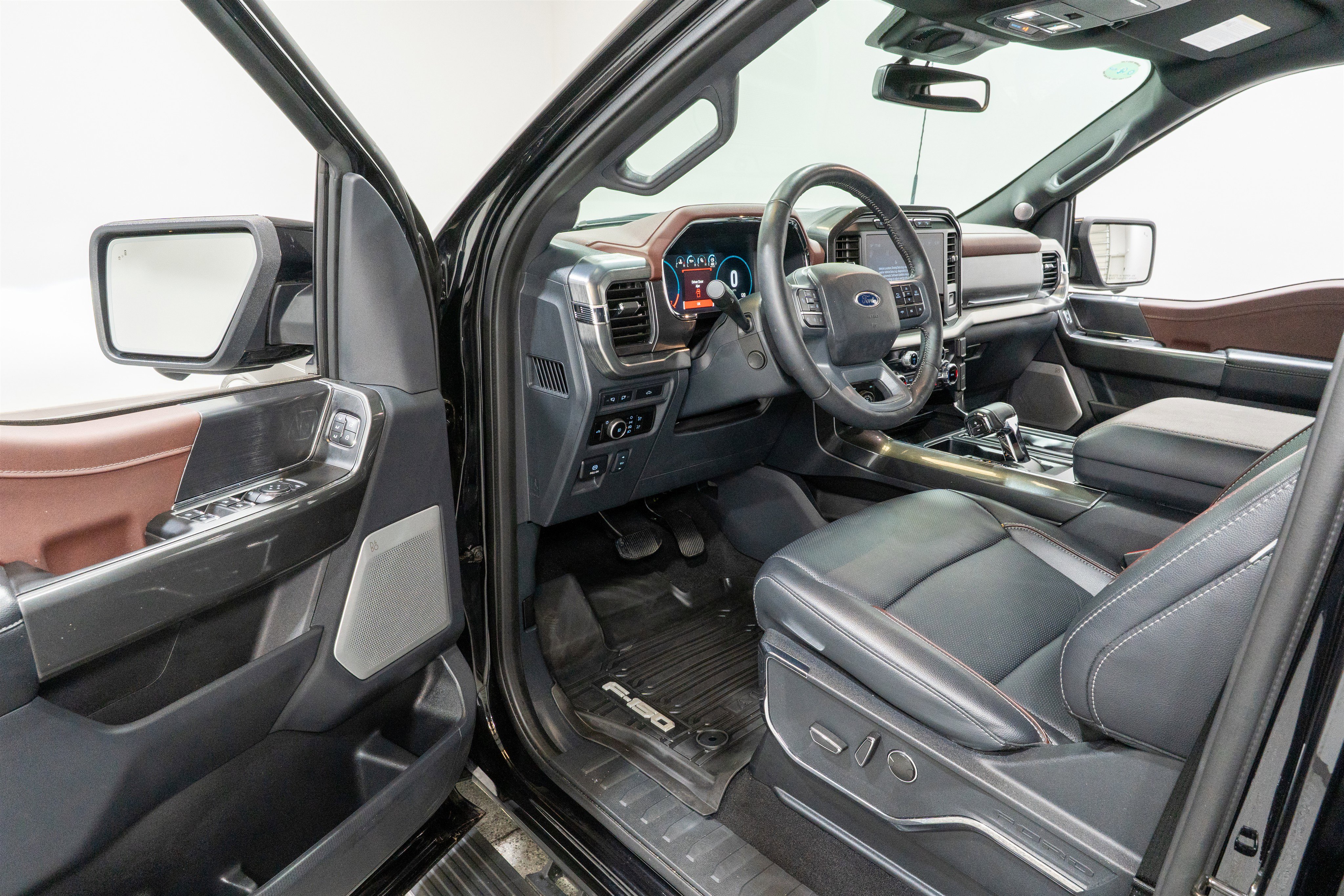 Used 2023 Ford F150 Lariat w/ Equipment Group 502A High image 15