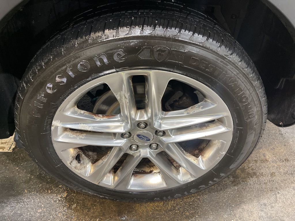 Used 2018 Ford Explorer Limited w/ Equipment Group 301A image 28