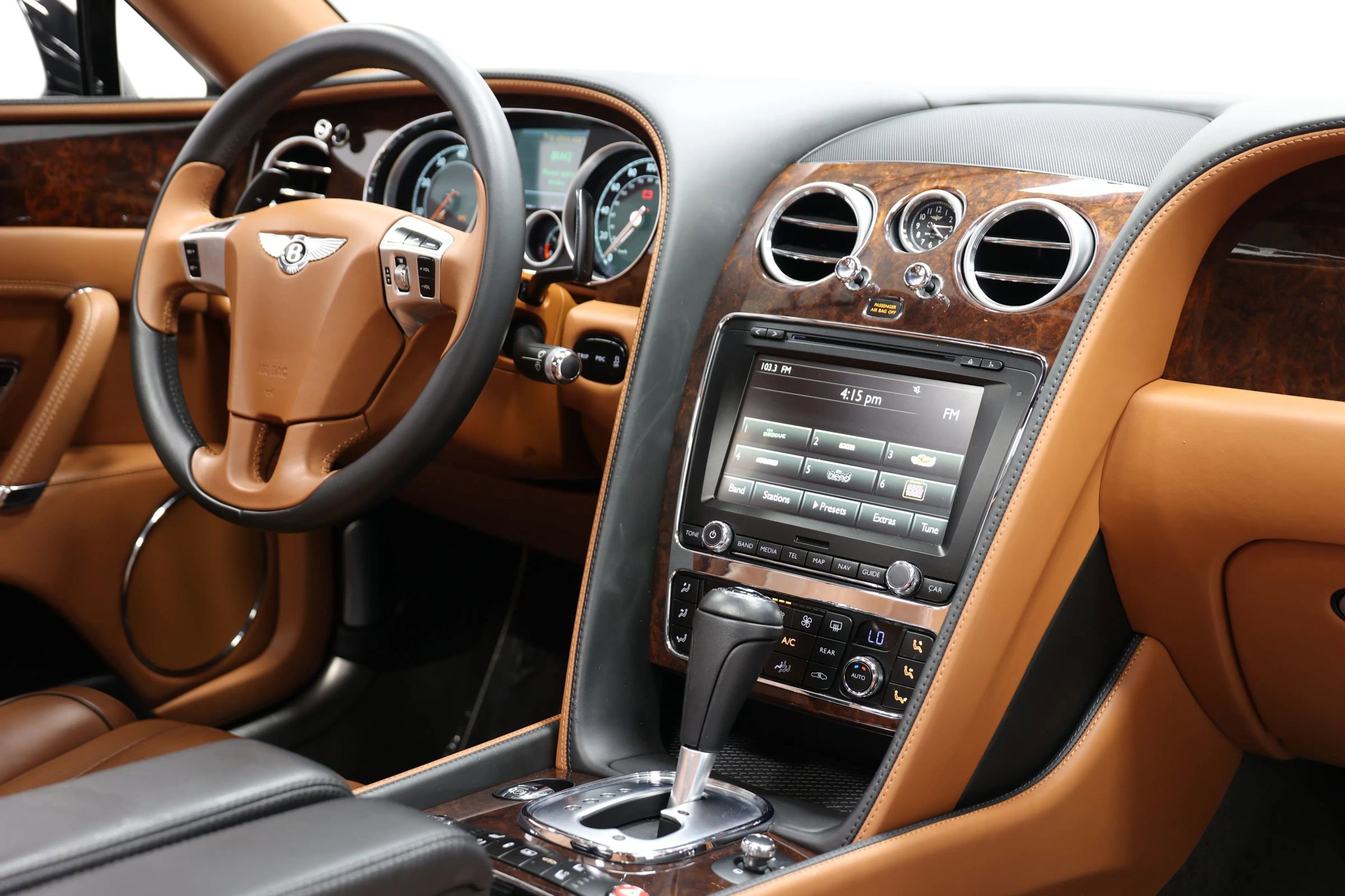 Used 2015 Bentley Flying Spur V8 AWD/4WD image 74