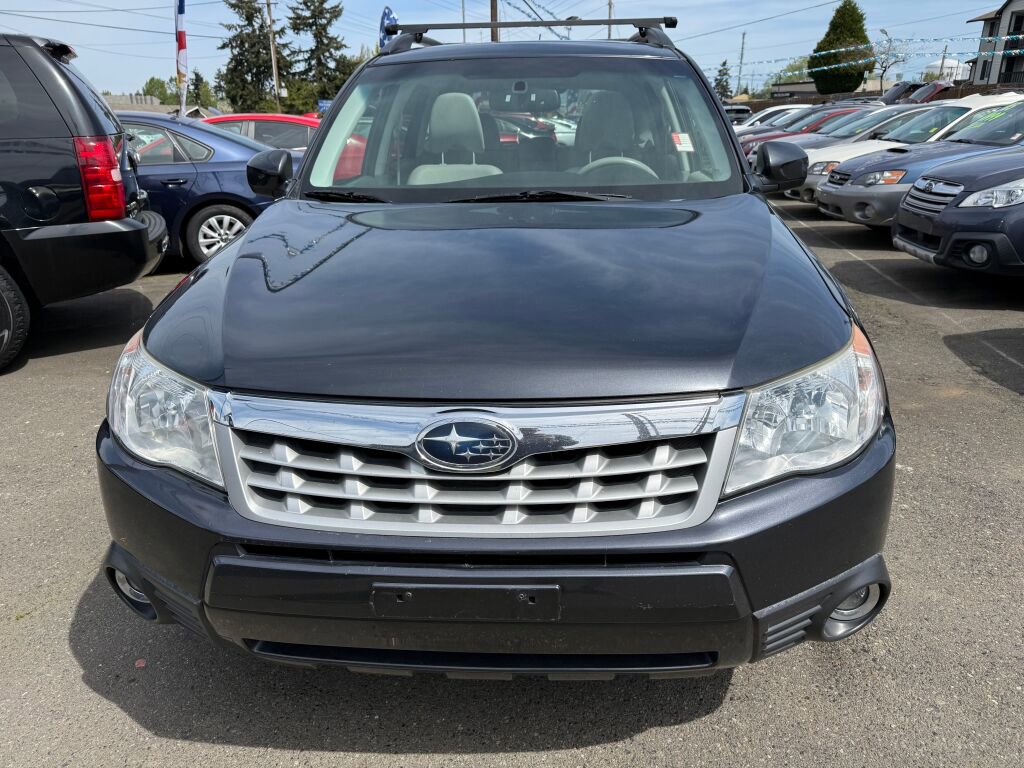 Used 2012 Subaru Forester 2.5X Limited AWD/4WD image 2
