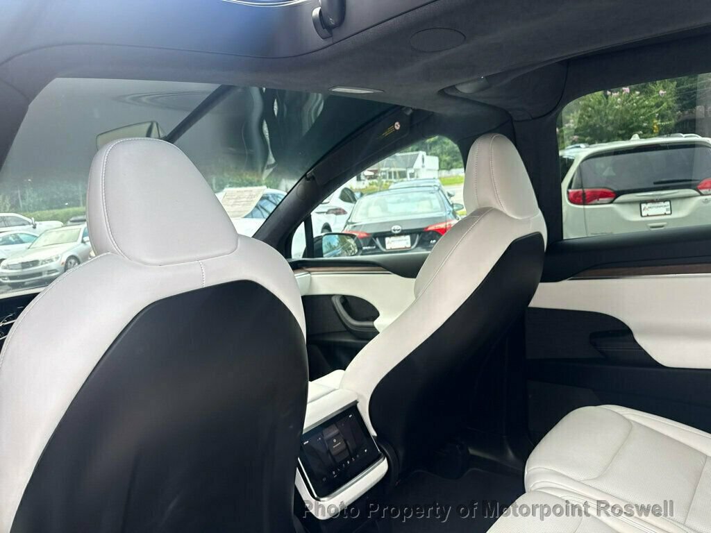 Used 2022 Tesla Model X AWD/4WD image 11