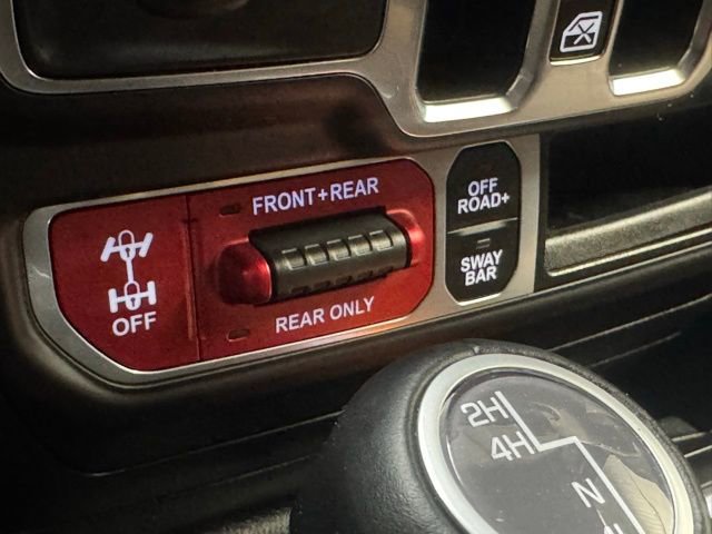 Used 2023 Jeep Wrangler Unlimited Rubicon image 26