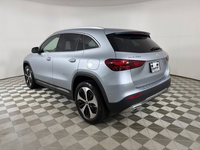 New 2026 Mercedes-Benz GLA 250 4MATIC image 5