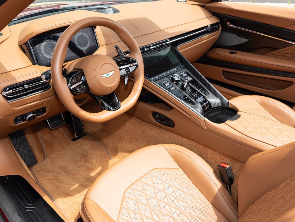 Used 2025 Aston Martin DB12 Convertible RWD image 20