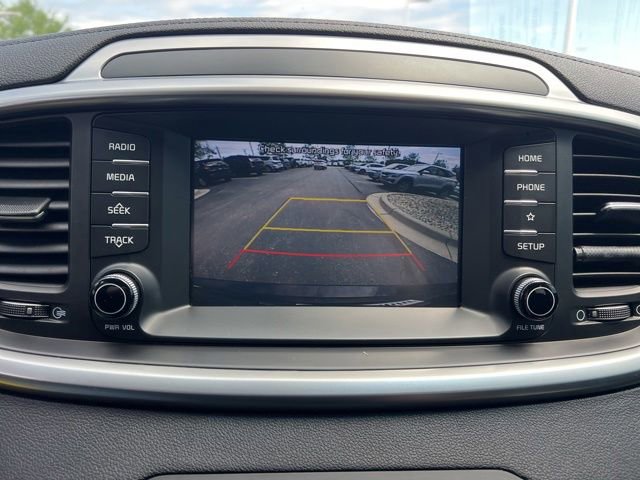 Used 2019 Kia Sorento FWD V6 image 18