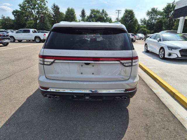 Used 2022 Lincoln Aviator Reserve w/ Equipment Group 201A AWD/4WD image 9