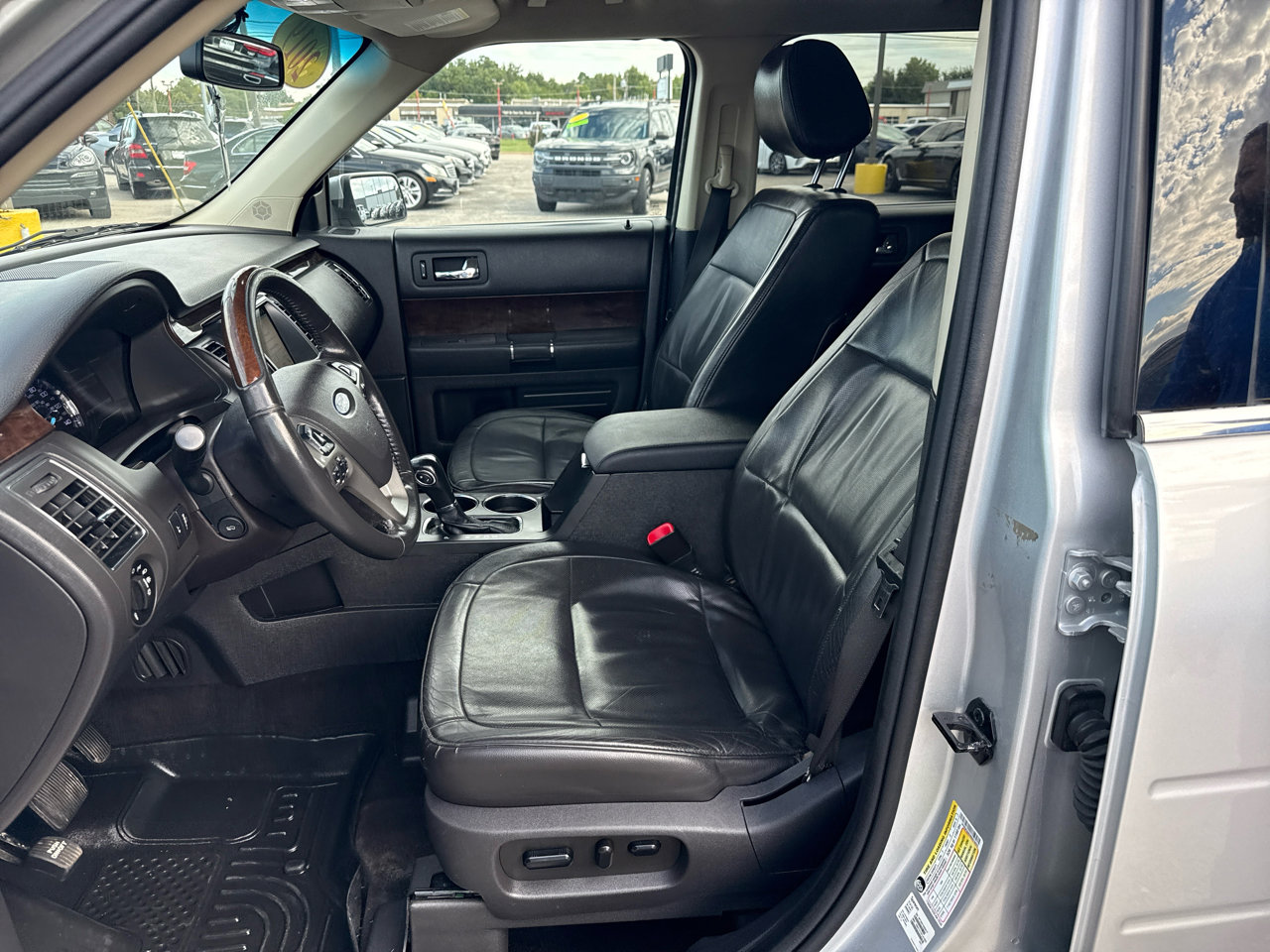 Used 2019 Ford Flex Limited image 11