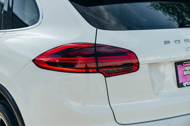 Used 2016 Porsche Cayenne S AWD/4WD image 94