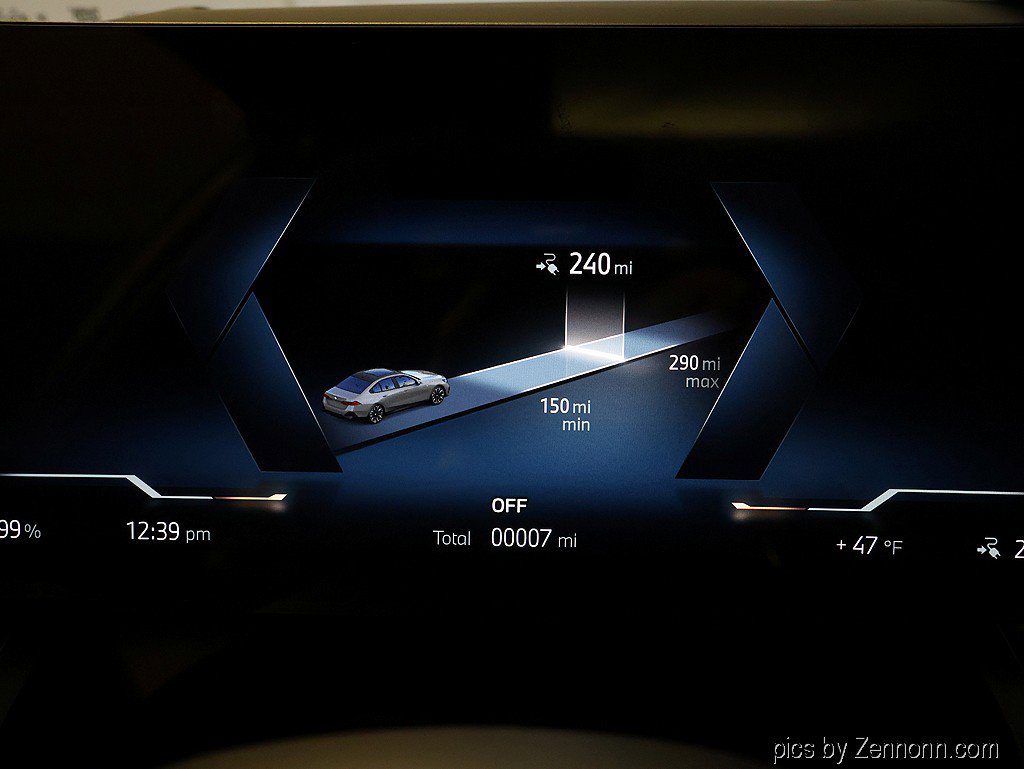 Used 2026 BMW i5 eDrive40 w/ M Sport Package image 17