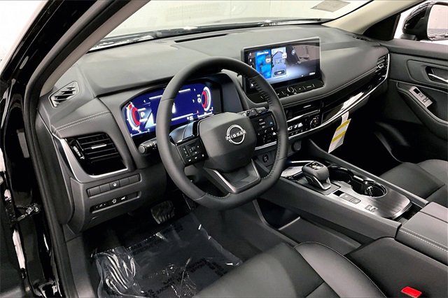 New 2025 Nissan Rogue SL image 6