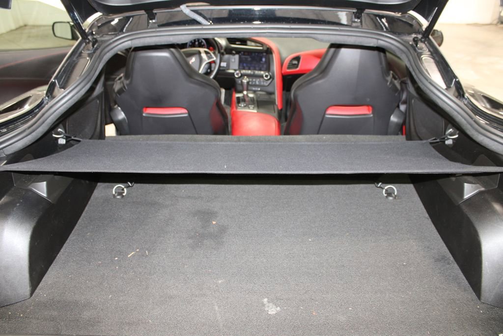Used 2017 Chevrolet Corvette Stingray Coupe RWD image 34