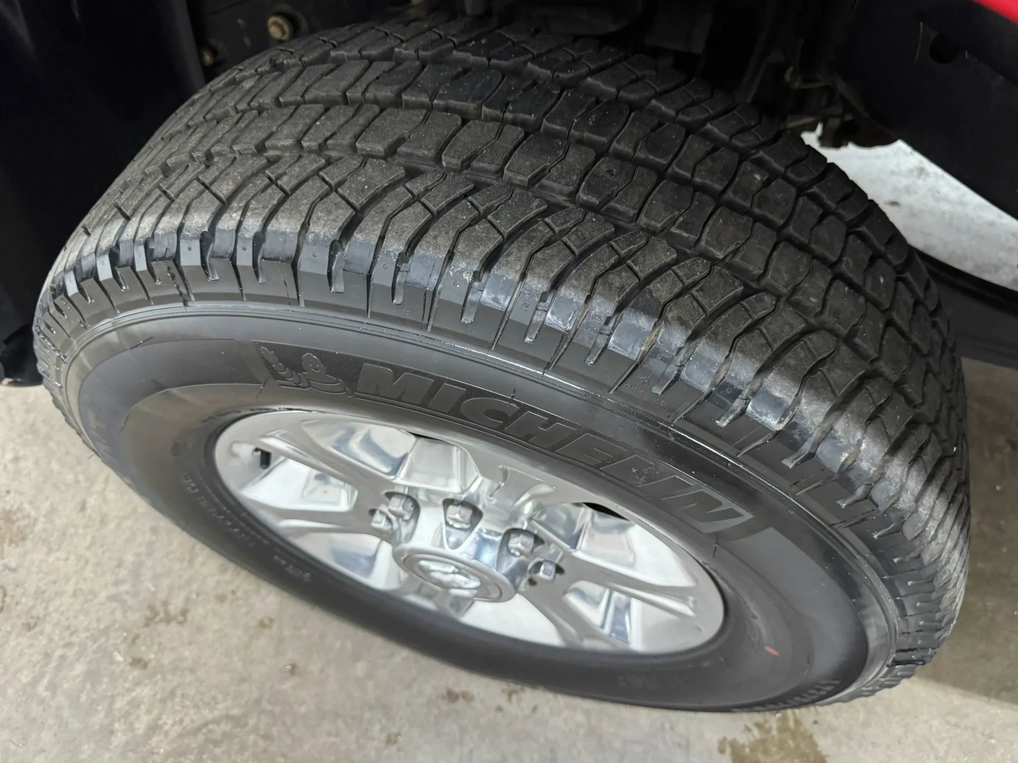 Used 2014 RAM 2500 SLT AWD/4WD image 9