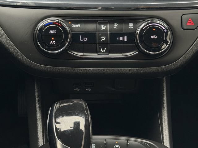 Certified 2025 Buick Envista Preferred FWD image 18