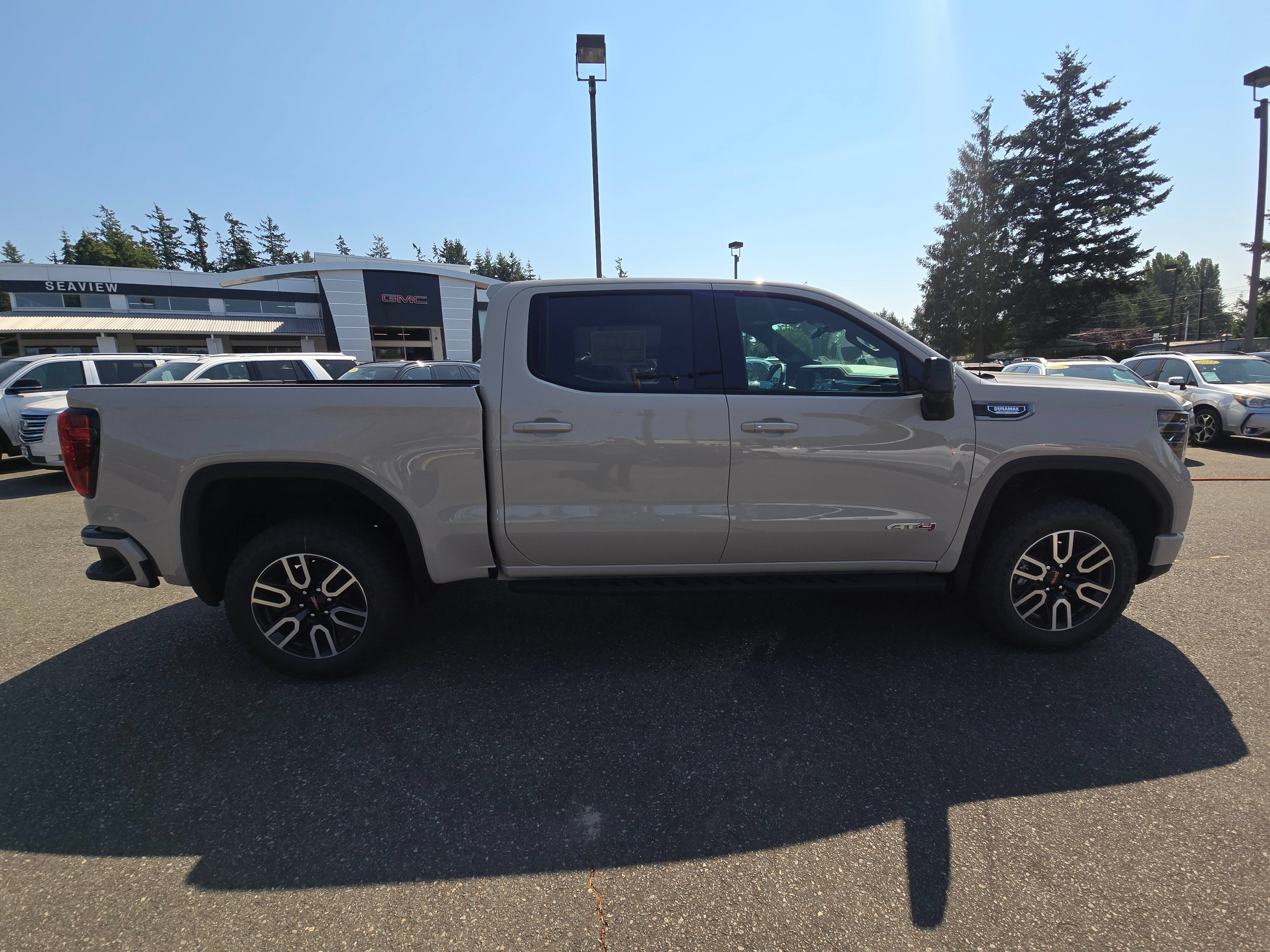 New 2026 GMC Sierra 1500 AT4 AWD/4WD image 8