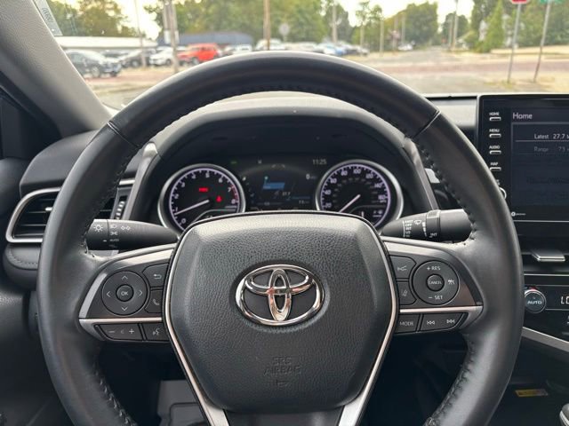Used 2024 Toyota Camry XLE image 12