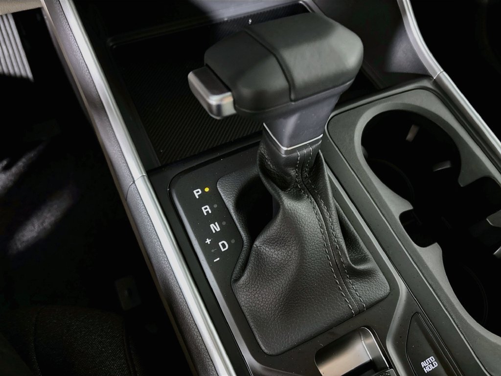 New 2027 Kia Carnival LX FWD image 18