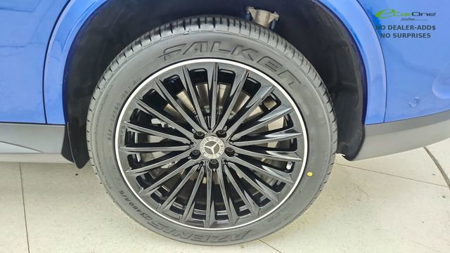 Used 2025 Mercedes-Benz GLC 350e 4MATIC w/ AMG Line image 64