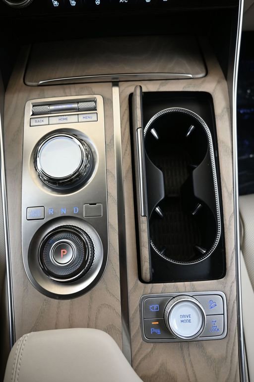 Used 2024 Genesis GV80 3.5T w/ Prestige Package image 35