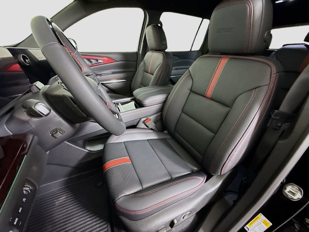 New 2026 Chevrolet Traverse RS w/ LPO, Floor Liner Package image 20