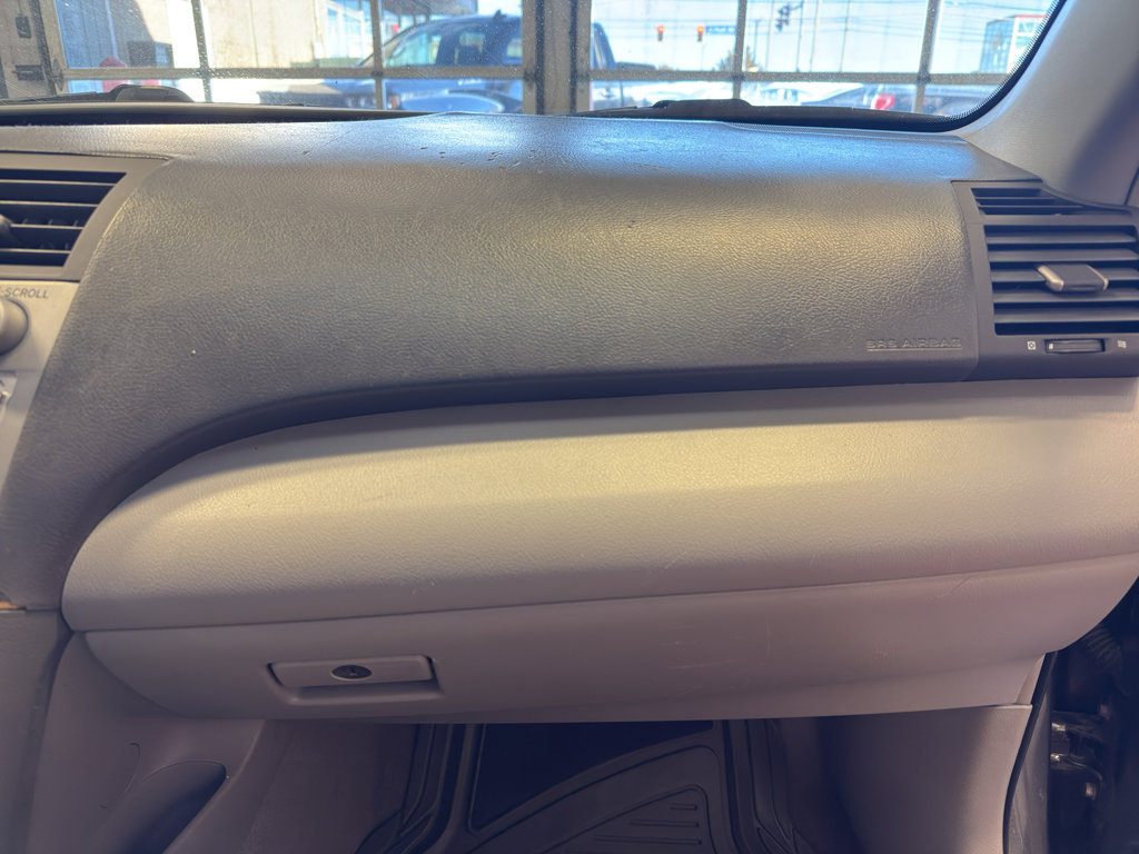 Used 2010 Toyota Camry Hybrid image 23